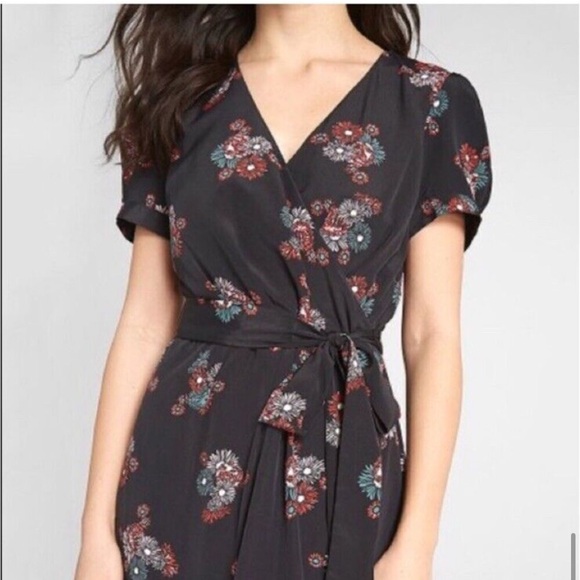 ModCloth Poetic Presence Surplice Floral Dress Black Small - Picture 2 of 10
